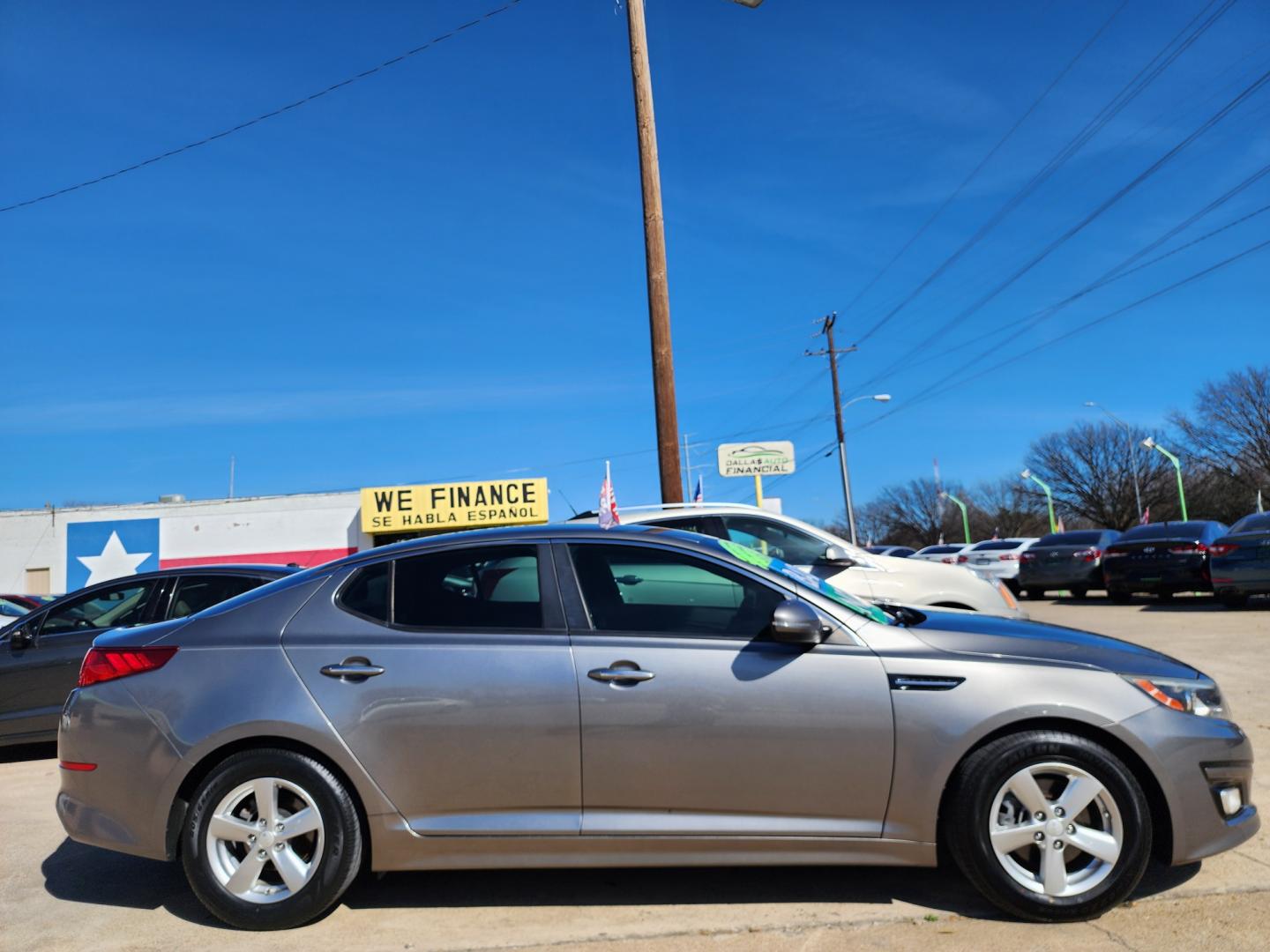 2015 GRAY Kia Optima LX (5XXGM4A77FG) with an 2.4L L4 DOHC 16V engine, 6-Speed Automatic transmission, located at 2660 S.Garland Avenue, Garland, TX, 75041, (469) 298-3118, 32.885551, -96.655602 - Welcome to DallasAutos4Less, one of the Premier BUY HERE PAY HERE Dealers in the North Dallas Area. We specialize in financing to people with NO CREDIT or BAD CREDIT. We need proof of income, proof of residence, and a ID. Come buy your new car from us today!! This is a Very clean 2015 KIA OPTIMA - Photo#2